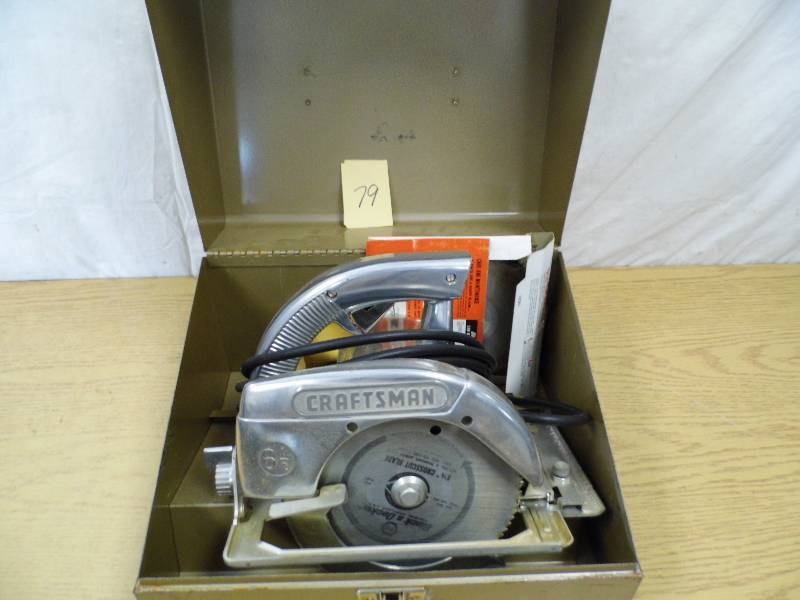 lot 79 image: Craftsman Saw