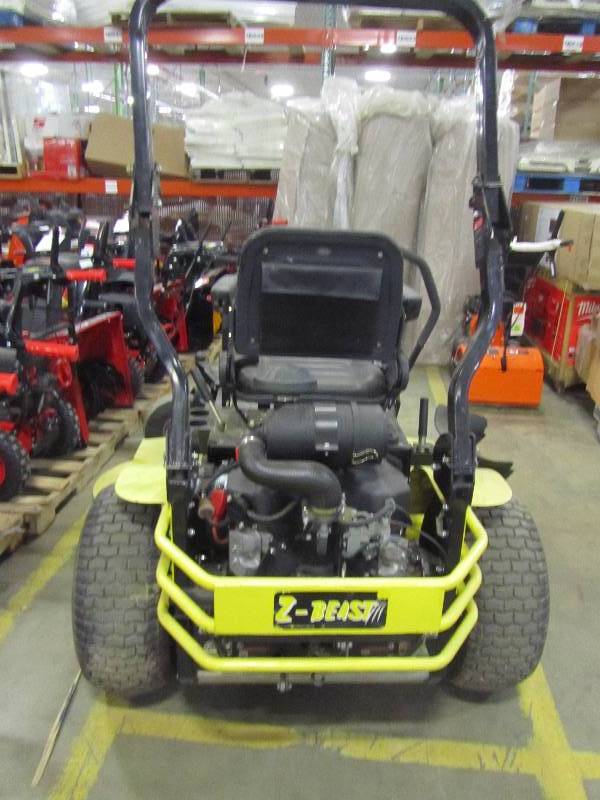 lot 18 image: z-beast 62 zeroturn
