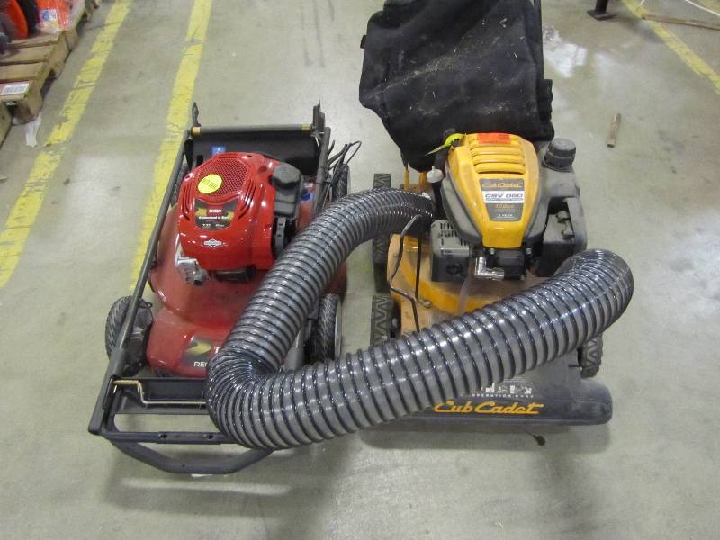 lot 19 image: Toro 22 in. Variable Speed Gas Self Propelled Mower cub-cadet chipper shredder vacuum