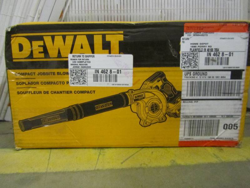 lot 7 image: DEWALT 135 MPH 100 CFM 20-Volt MAX XR Lithium-Ion Cordless Blower Kit with Battery 4Ah and Charger