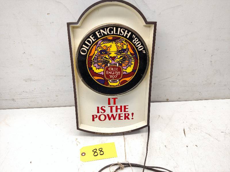 Olde English 800 Lighted Sign, 11...