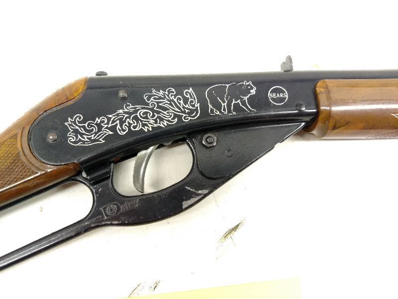 Sears Daisy Model 799.19011 BB Gun,...