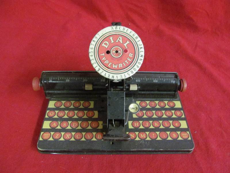 lot 5 image: vintage Marks toy typewriter