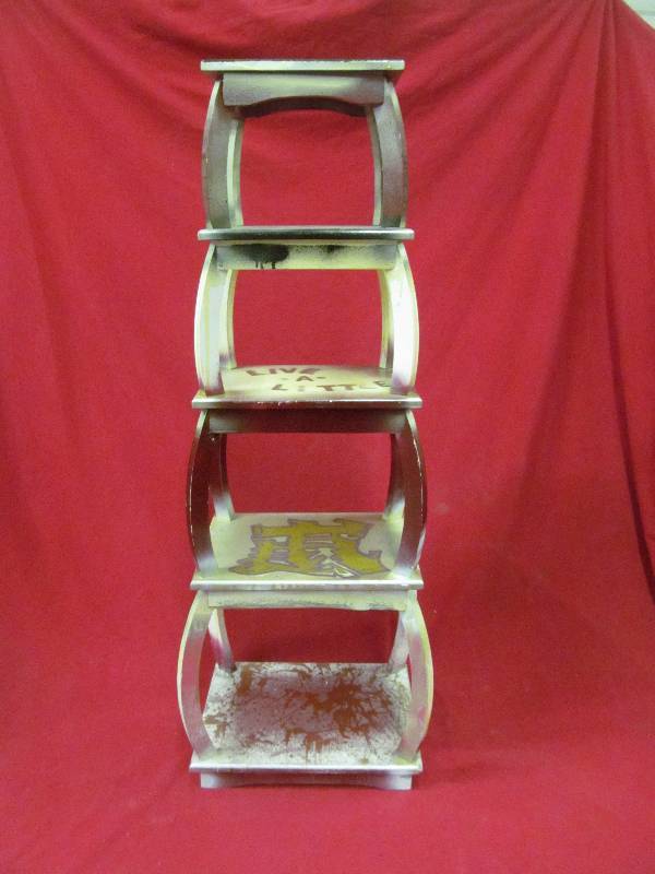 lot 47 image: shelf