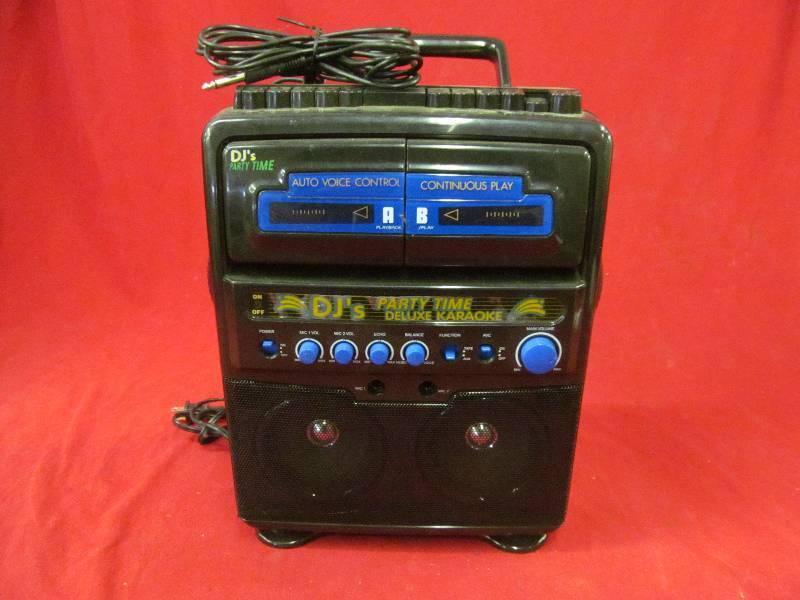 lot 71 image: DJsParty Time Deluxe Karaoke Machine