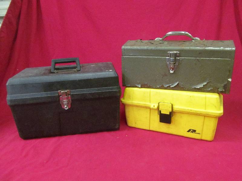 lot 87 image: tool boxes