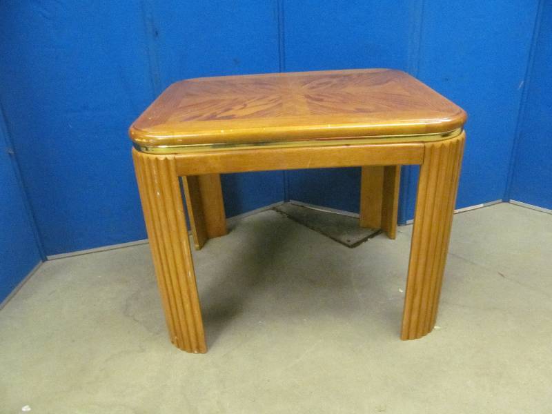 lot 131 image: end table
