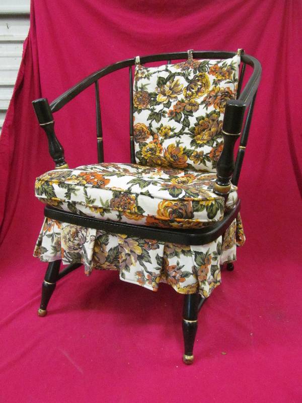 lot 141 image: Arch back chair