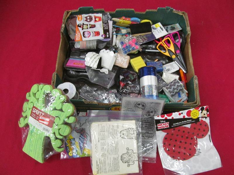 lot 154 image: craft items
