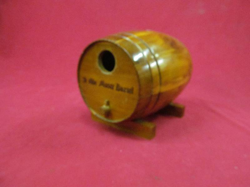 lot 156 image: coin bank
