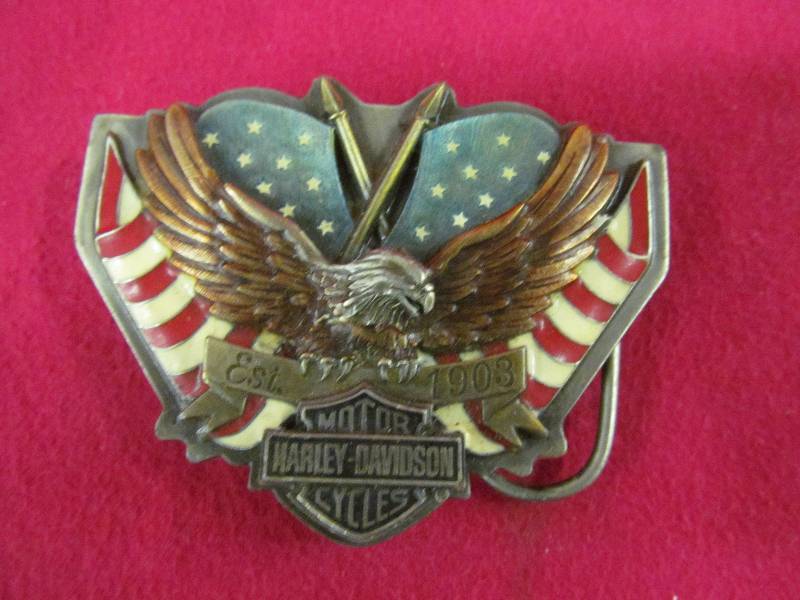 lot 165 image: Harley Davidson Motorcycle belt buckle