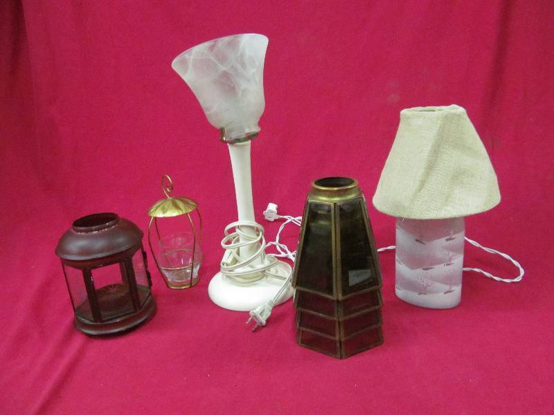 lot 174 image: lamps, lamp shades, candle holders