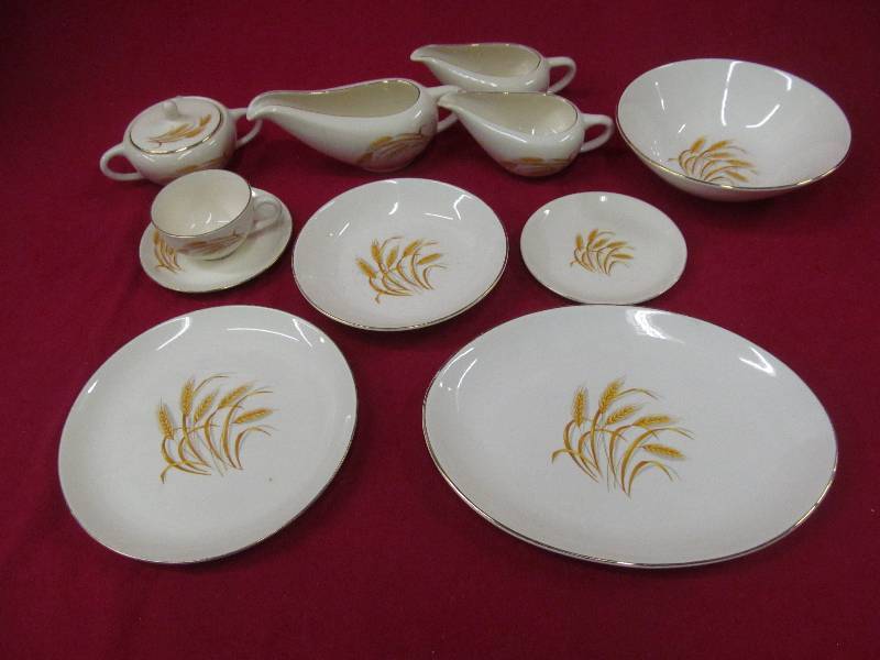 lot 183 image: Golden Wheat Dishes