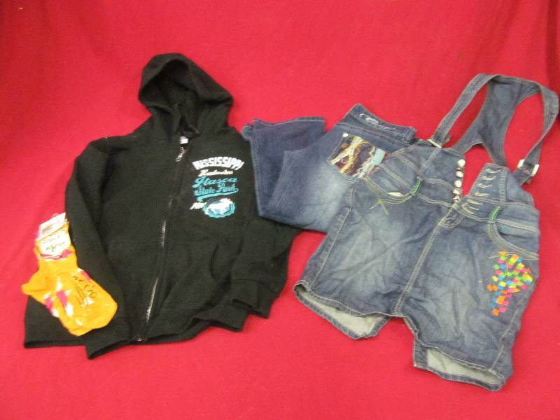lot 186 image: Itasca State park zip up hoodie,capris, denuim bib skirt