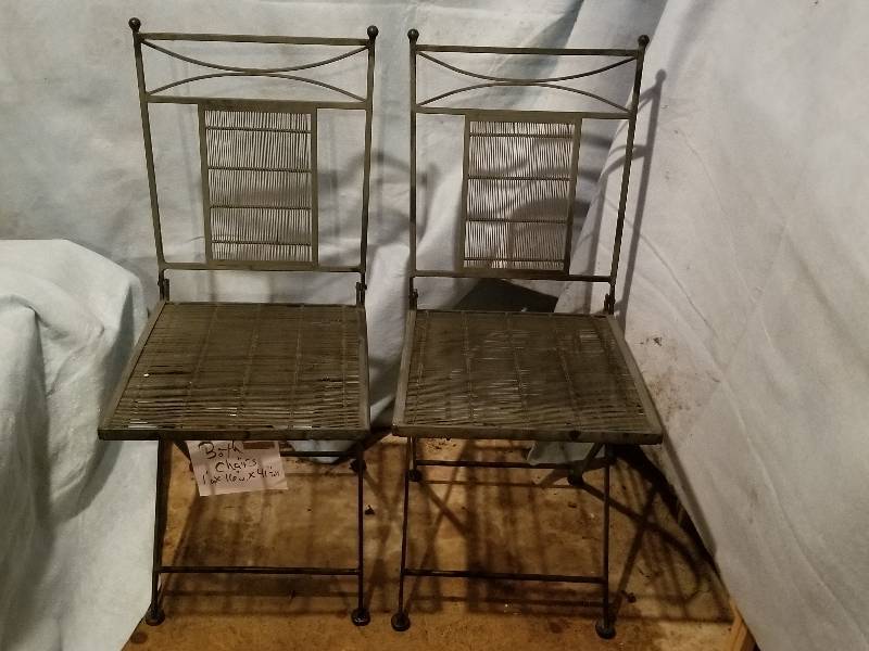 FOLDING PATIO CHAIRS