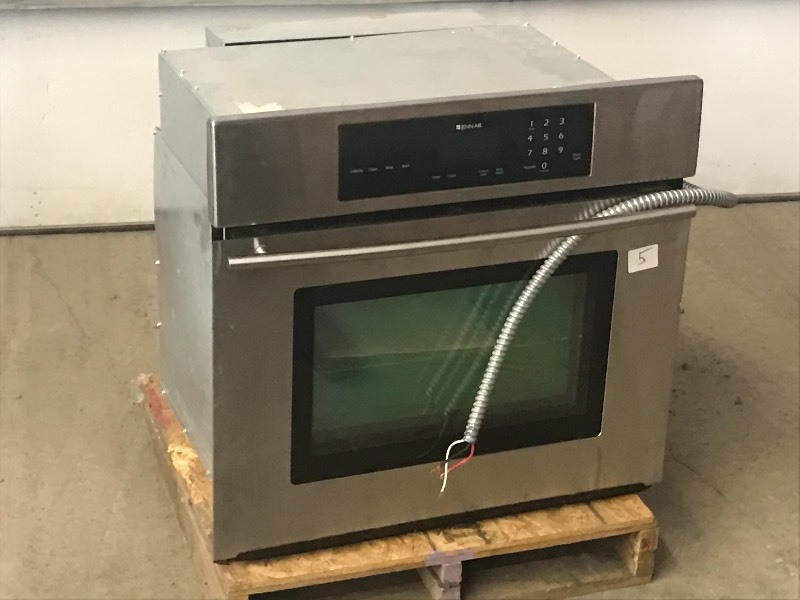 lot 5 image: Jenn-Air Built-In Oven