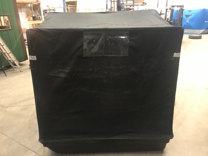 lot 3A image: Portable Fish House