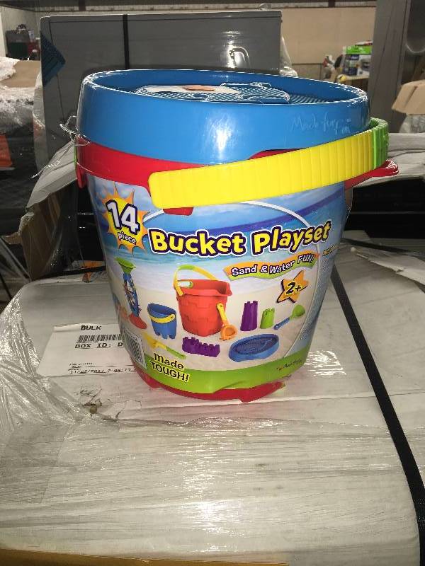 lot 397 image: WCS 14PC BUCKET PLAY SET, MSRP $9.99