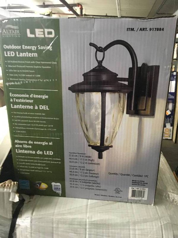 lot 428 image: 9IN LED COACH LIGHT, MSRP $34.99