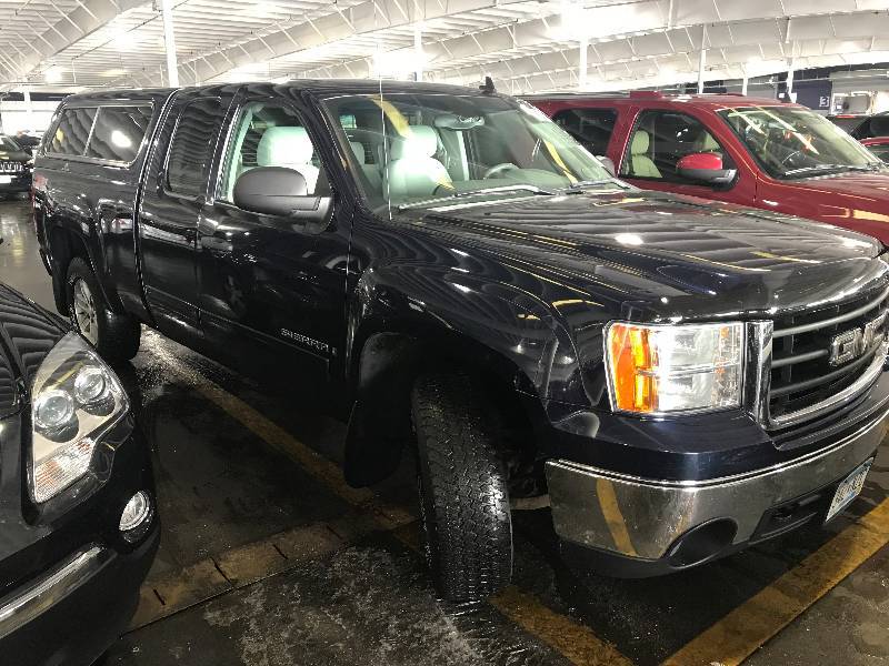 lot 2 image: 2008 GMC Sierra 1500 SLT 4x4