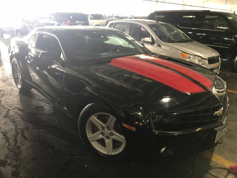 lot 3 image: 2012 Chevrolet Camaro V6