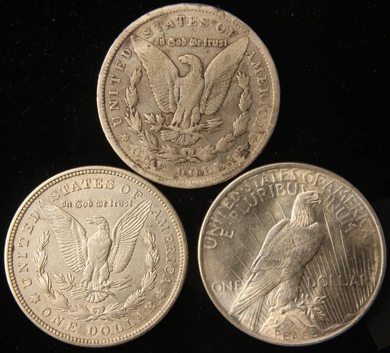 3 SILVER DOLLARS 1900-O FINE, 1921 AU, 1922 UNC