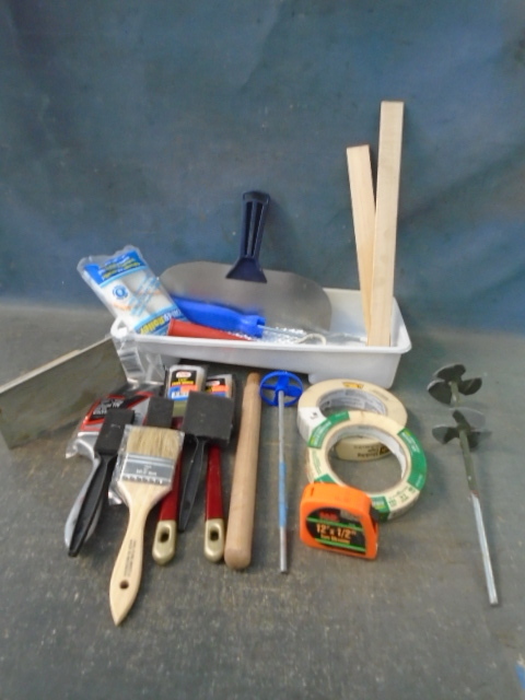 lot 28 image: Painting Tools