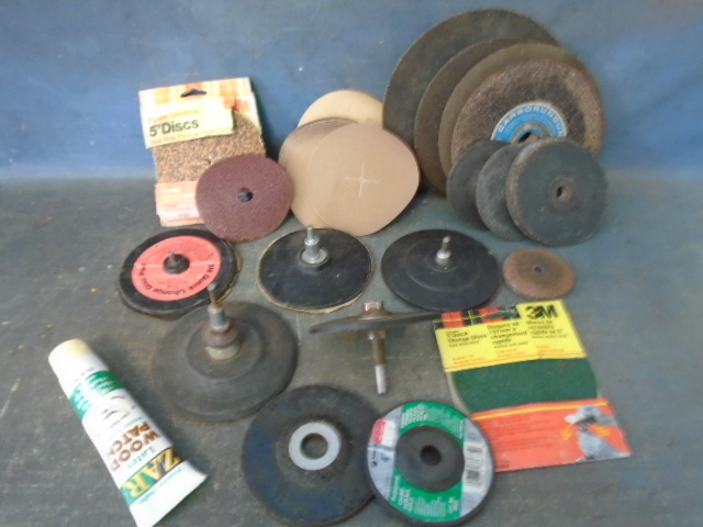 lot 39 image: Grinding Wheels and Sanding Discs