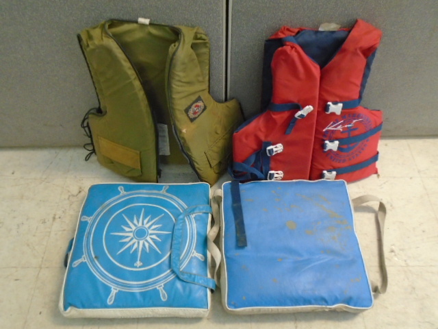 lot 46 image: Life Jackets and Flotation Devices