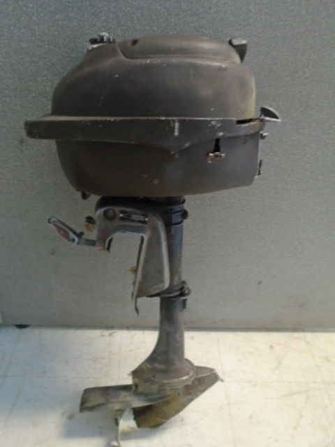 lot 58 image: 1956 Johnson Outboard Motor