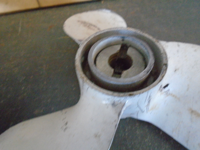 lot 101 image: Boat Motor Propellers