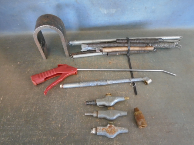 lot 103 image: Magnet, Springs, Nozzles and More