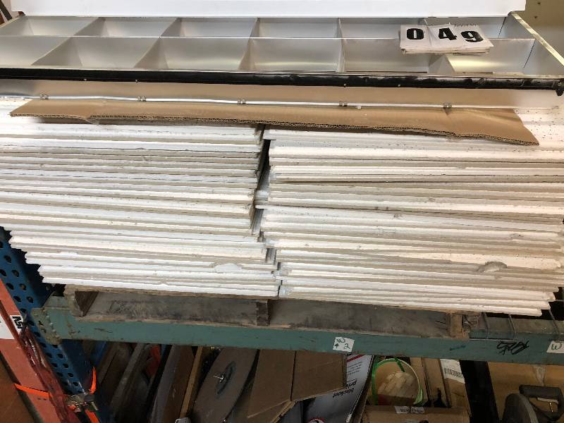 lot 49 image: Pallet of Ceiling Tiles and Lights