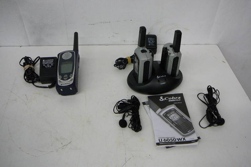 lot 72 image: Radio Set