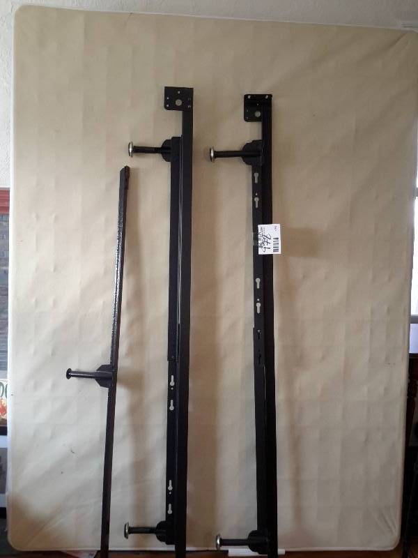 Nice adjustable twin to queen bed frame