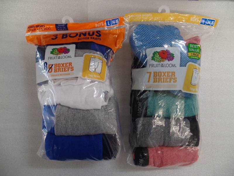 lot 8 image: Boys Boxer Briefs