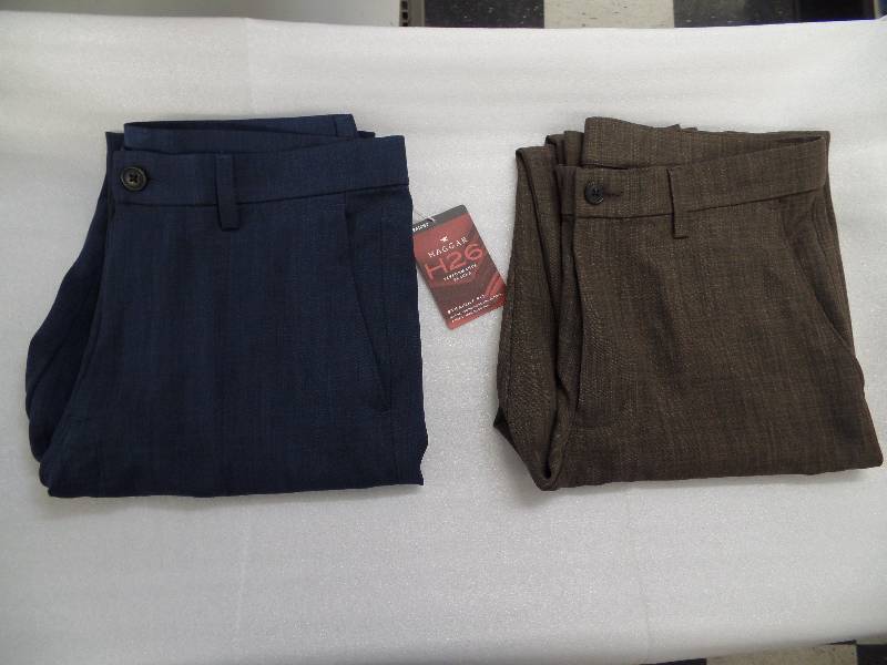 lot 16 image: Mens Slacks