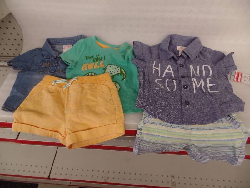 lot 29 image: 3-6M baby clothes