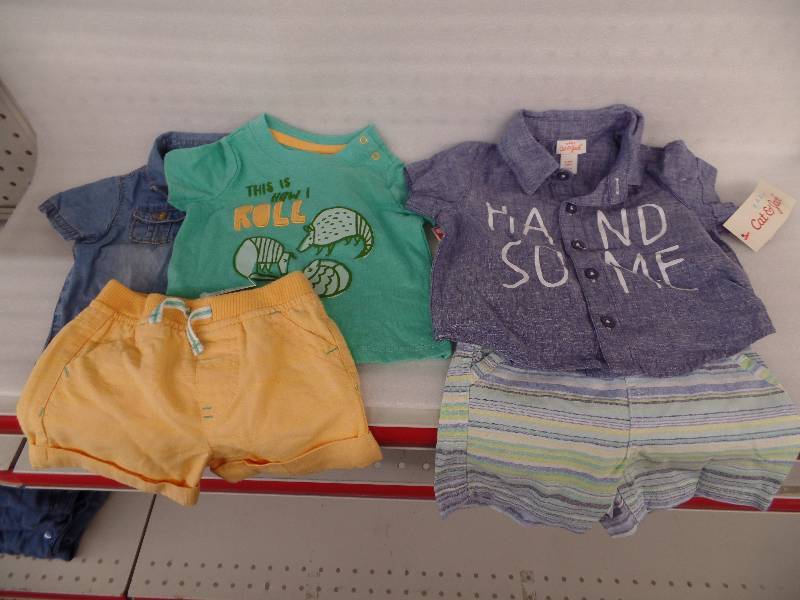 lot 31 image: 3-6M baby clothes
