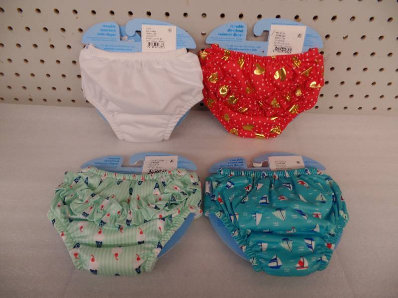 lot 44 image: Reusable swim diaper