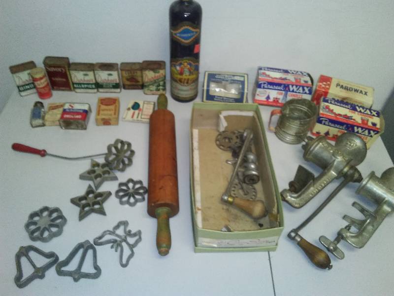 Vintage Display Lot, Spices, Meat Grinders (2) Rosette Maker