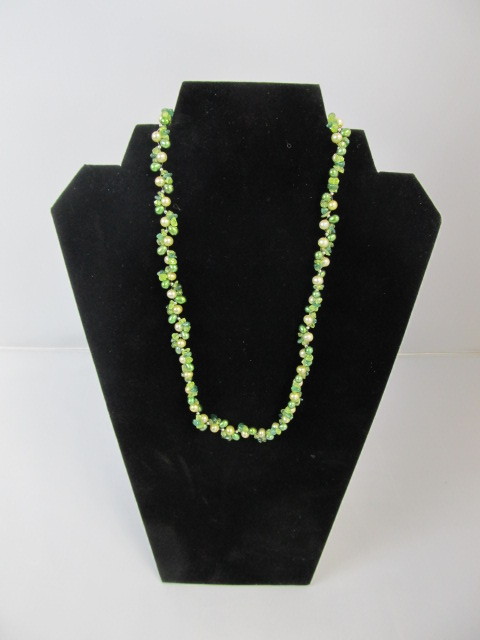 lot 178 image: HONORA Genuine Green Pearl Necklace