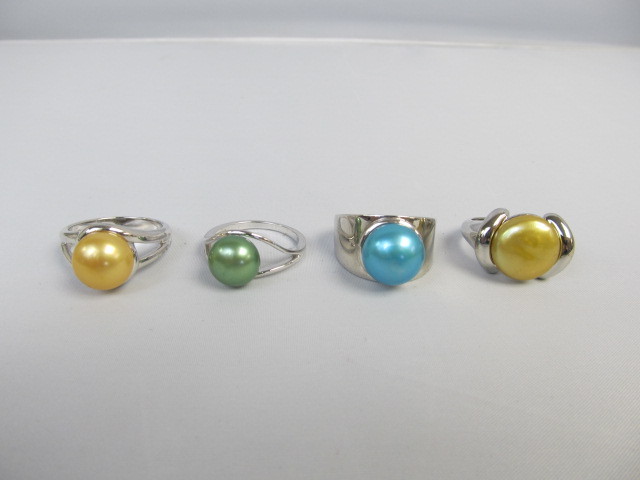 lot 190 image: 4 HONORA Genuine Pearl & Sterling Silver Rings