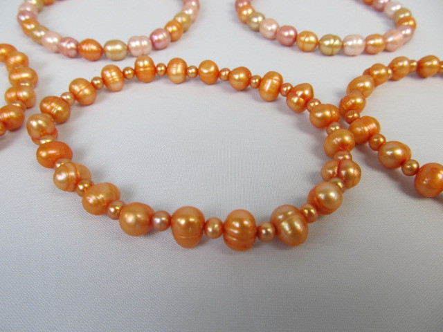 lot 197 image: 6 HONORA Genuine Pearl Bracelets
