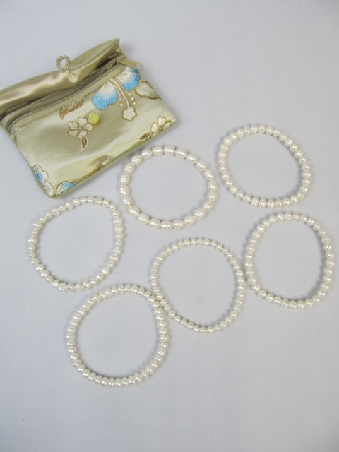 lot 199 image: 6 HONORA Genuine White Pearl Bracelets
