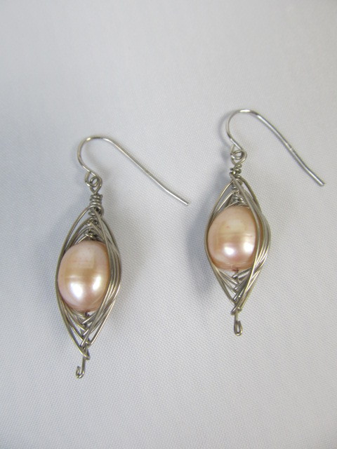 lot 173 image: 7 Pairs of HONORA Genuine Pearl & Sterling Dangle Earrings