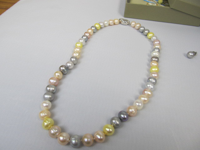 lot 161 image: HONORA Matching Genuine Pearl Necklace Bracelet & Earrings