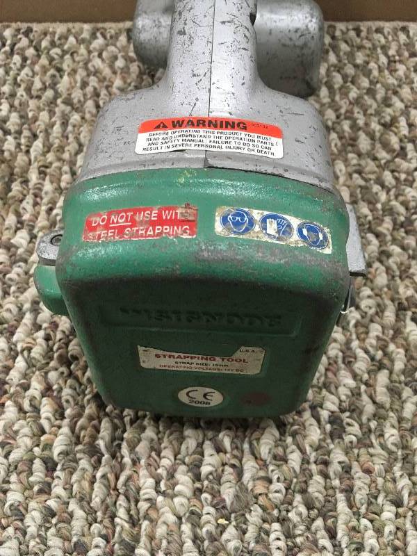 lot 4 image: Signode 14 volt Cordless Plastic Band Sealer Used No tested