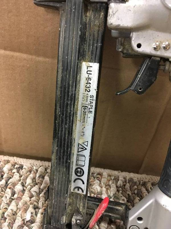 lot 38 image: APACH LU-6432 19 Gage Stapler  used in working condition