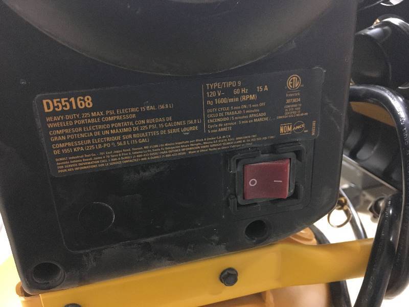 lot 63 image: Dewalt D55168 15 Gal. Portable Electric Air Compressor used in working condition
